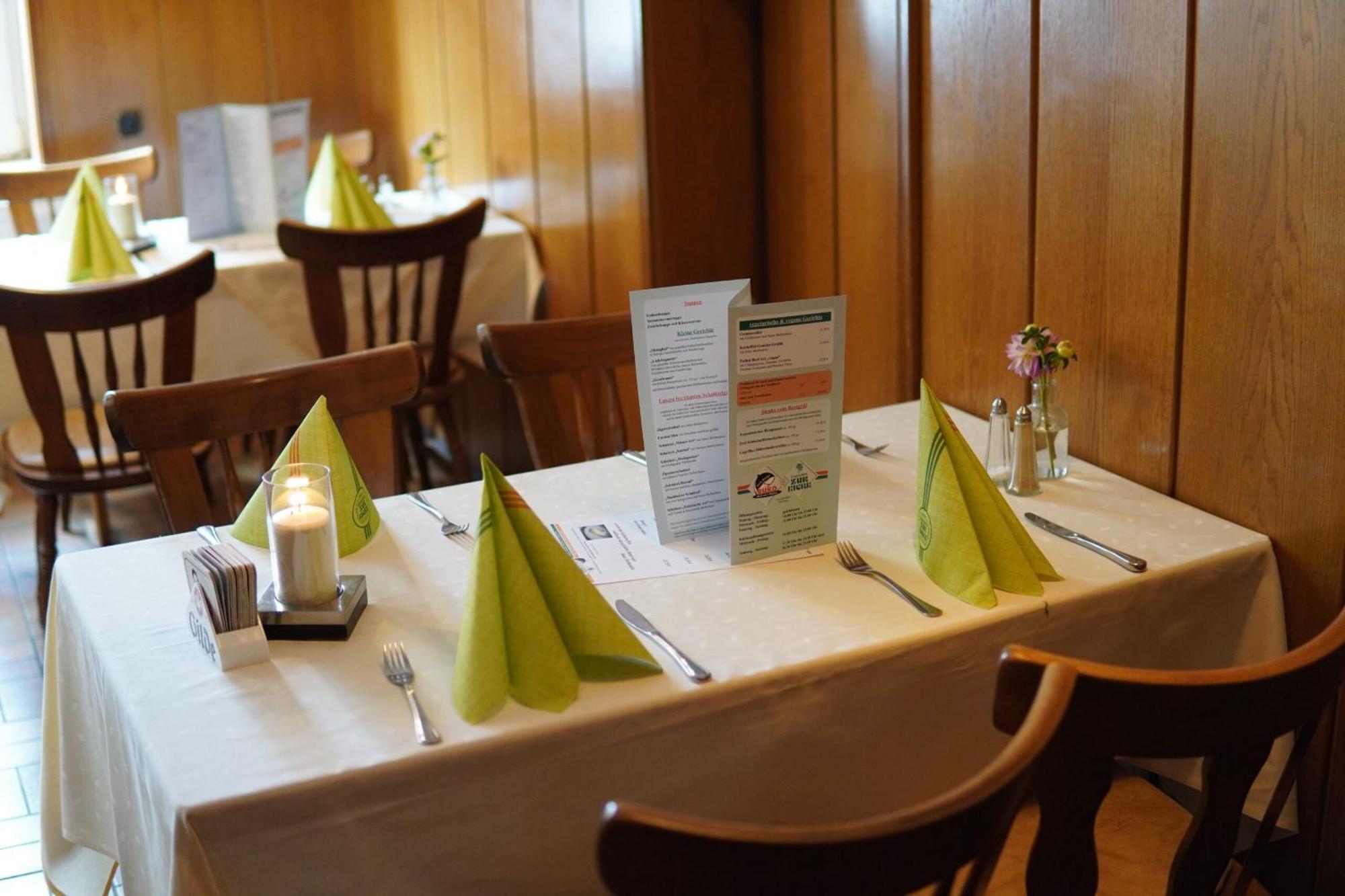 Gaststaette Zur Eiche Hotel Hannover Exterior photo
