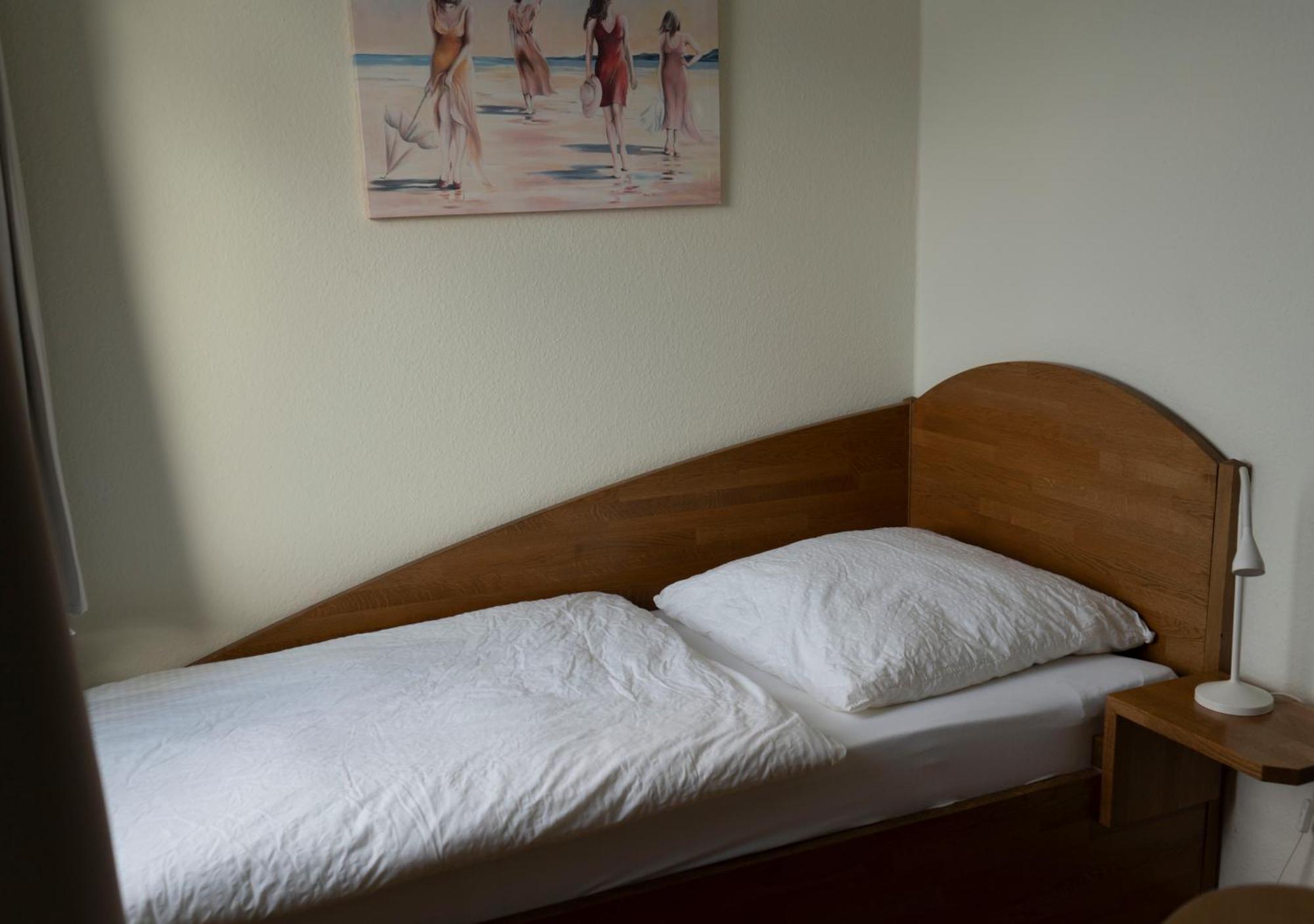 Gaststaette Zur Eiche Hotel Hannover Exterior photo